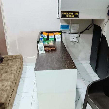 Hotel Rainbow Ujjain Extérieur photo
