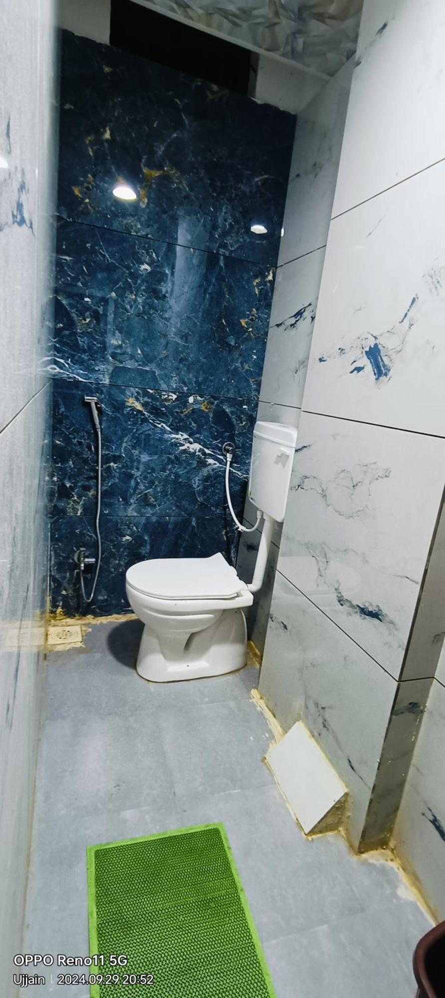 Hotel Rainbow Ujjain Extérieur photo